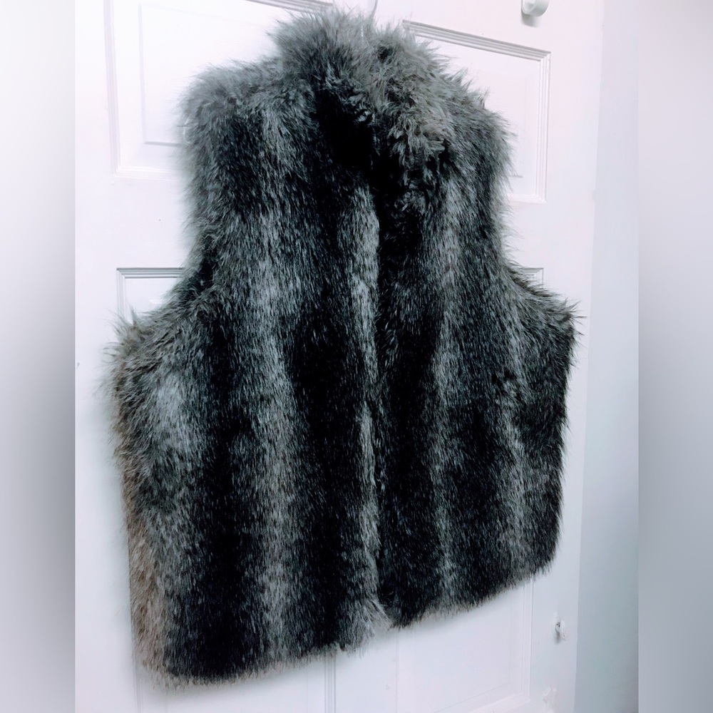 Outdoors Edition by Parkhurst Women’s Faux Fur Vest  Size XL/TG - Picture 2 of 9